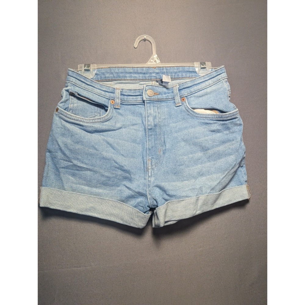 Weekday Newday Shorts Womens 38 Swish Blue Denim Light Wash Cuffed Hem Zip Fly
